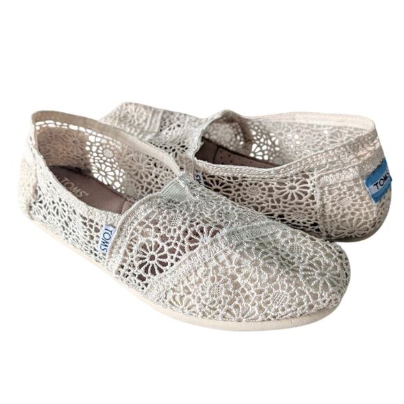 TOMS Women's White Natural Moroccan Crochet Alpargata Flat size 7 - Picture 1 of 5
